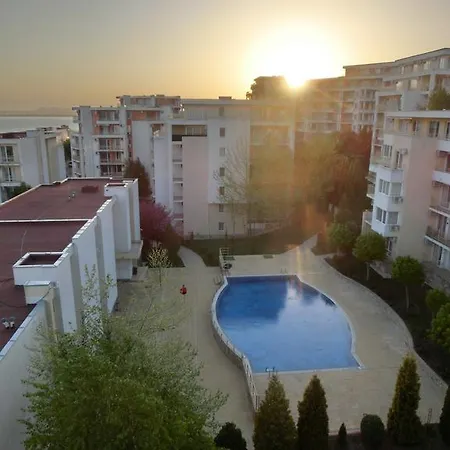 Panoramic Sea View Crown, Pools And Beach, Lägenhet Sveti Vlas